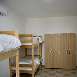  Hostel Me&you Albanië