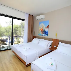  Pensión Mezzanine Bay