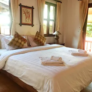 villa-sayada.hotelsluangprabang.com/